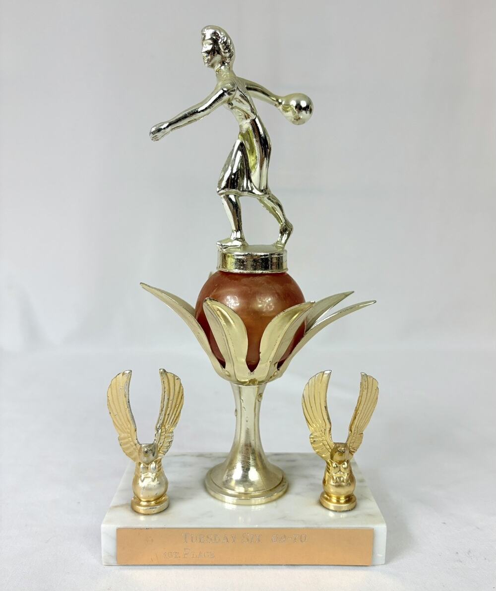 Vintage Mid Century 1970 Metal Bowling Trophy Woman Lucite Orb Sphere w/ Flower